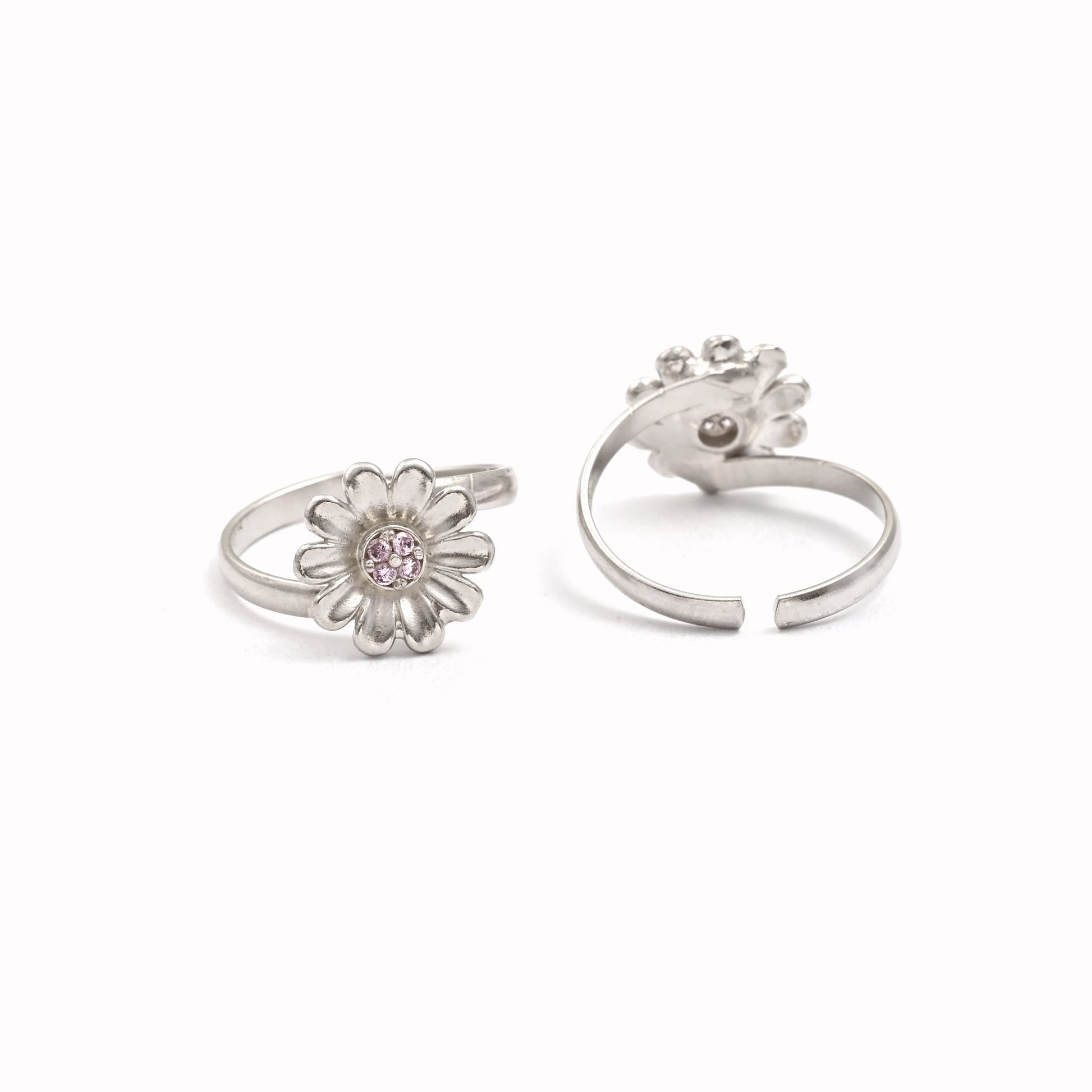 The Blossom Gleam Silver Toe Ring - Vinayak - House of Silver