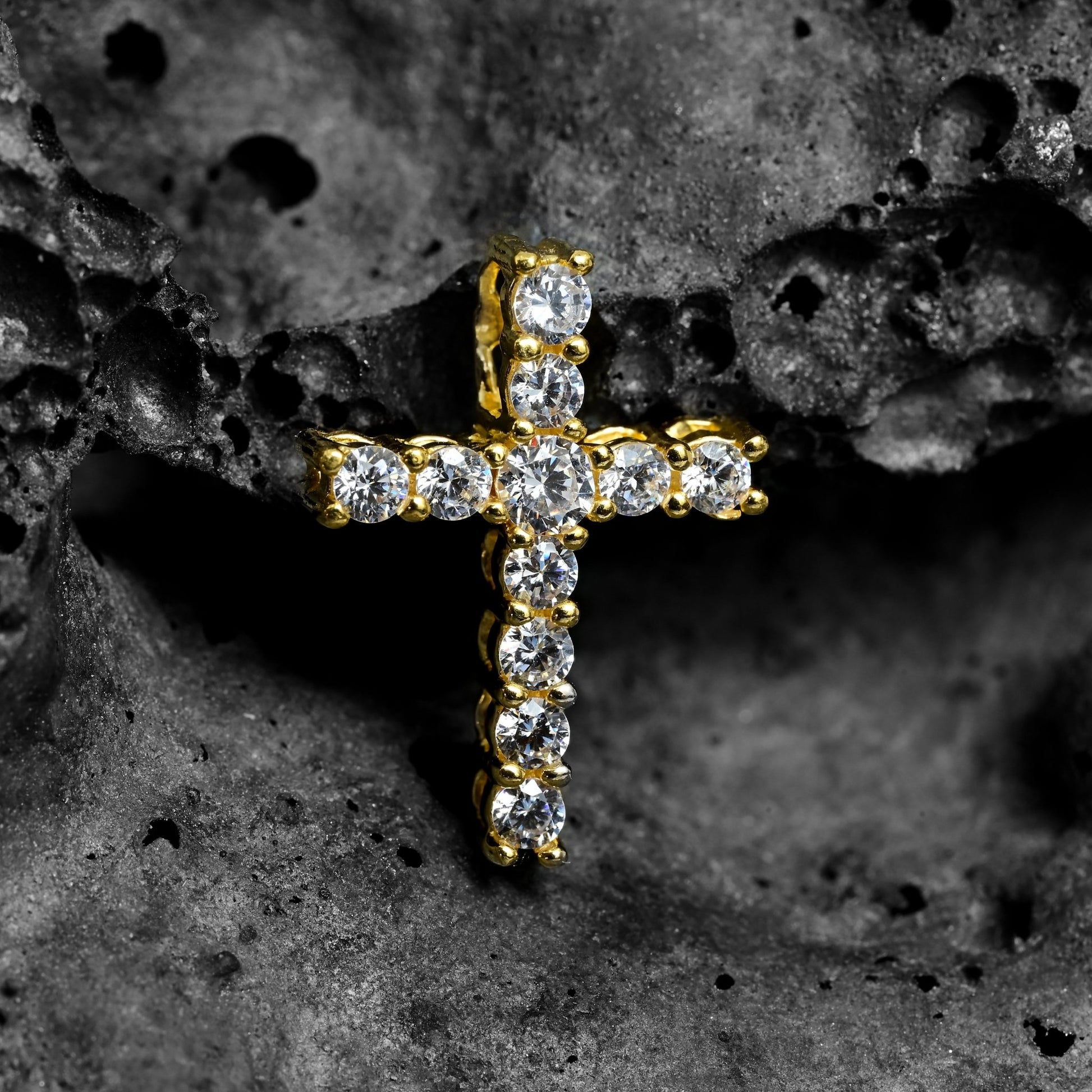 The Cross Zirconia Pendant - Vinayak - House of Silver