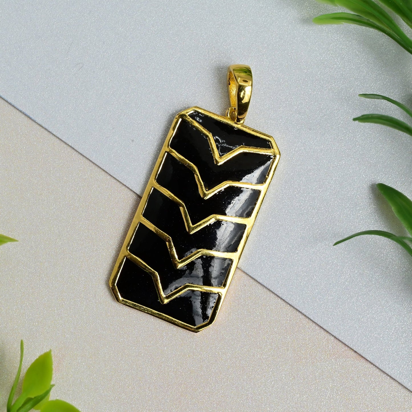 The Elegant Ebony Pendant - Vinayak - House of Silver