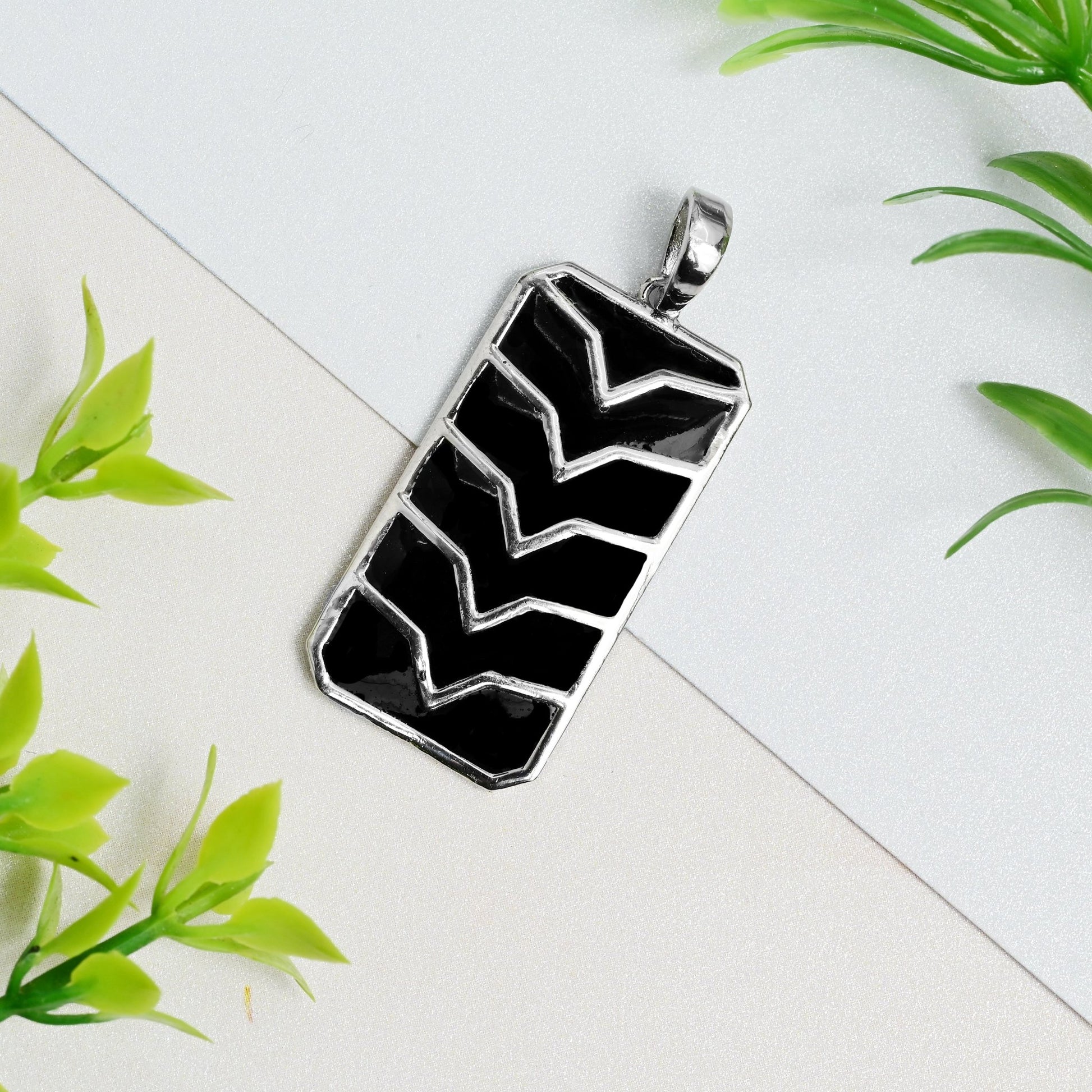 The Elegant Ebony Pendant - Vinayak - House of Silver