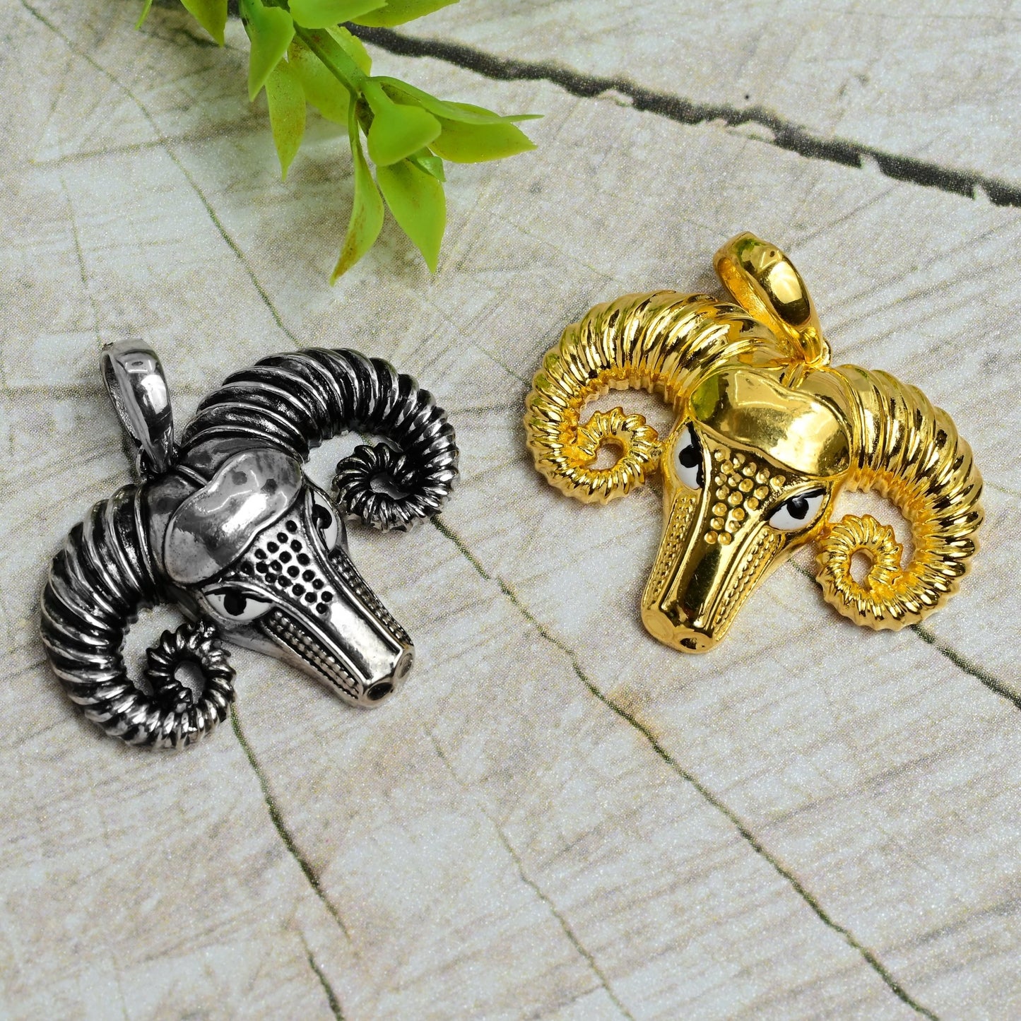 The Majestic Horns Pendant - Vinayak - House of Silver