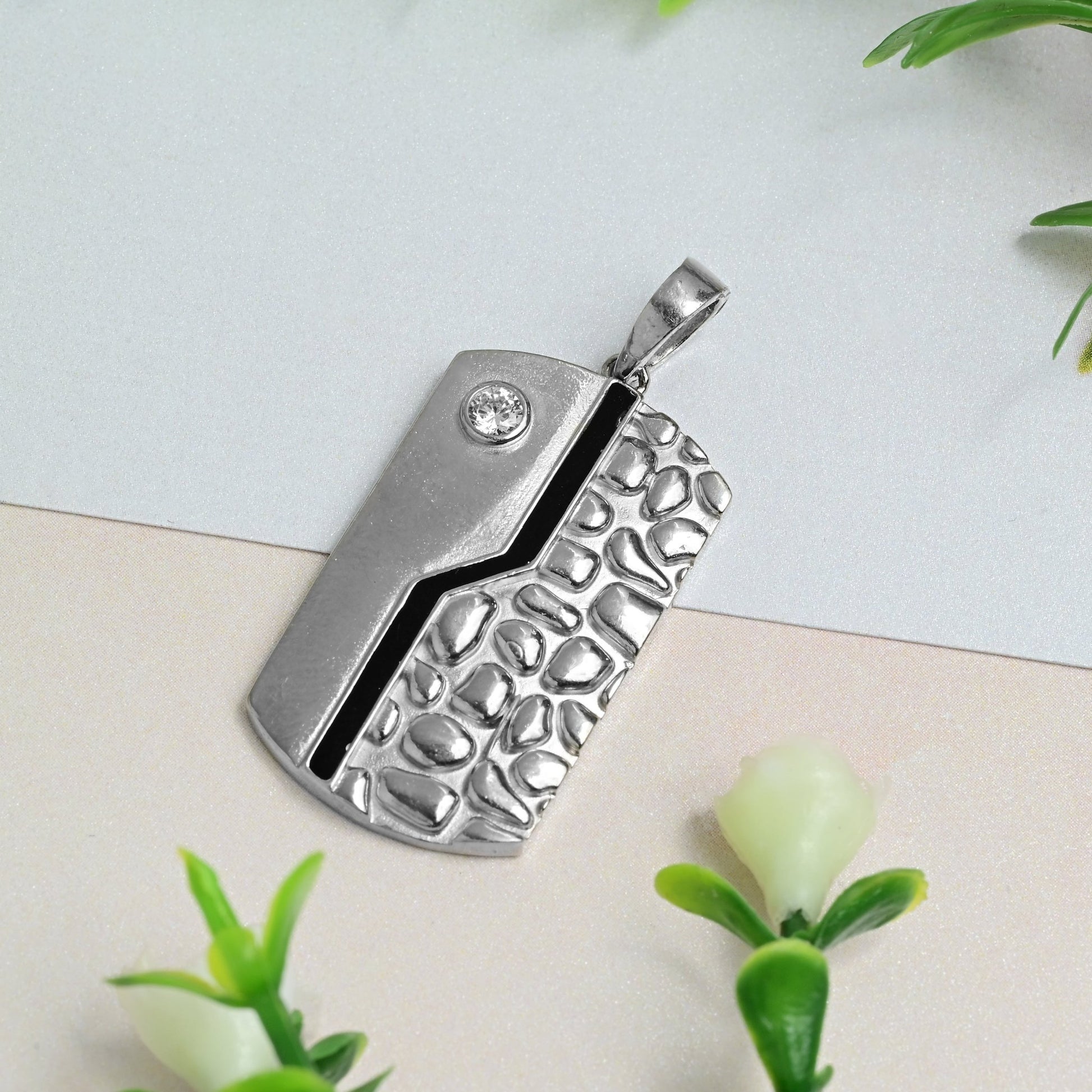 The Serene Silver Pendant - Vinayak - House of Silver