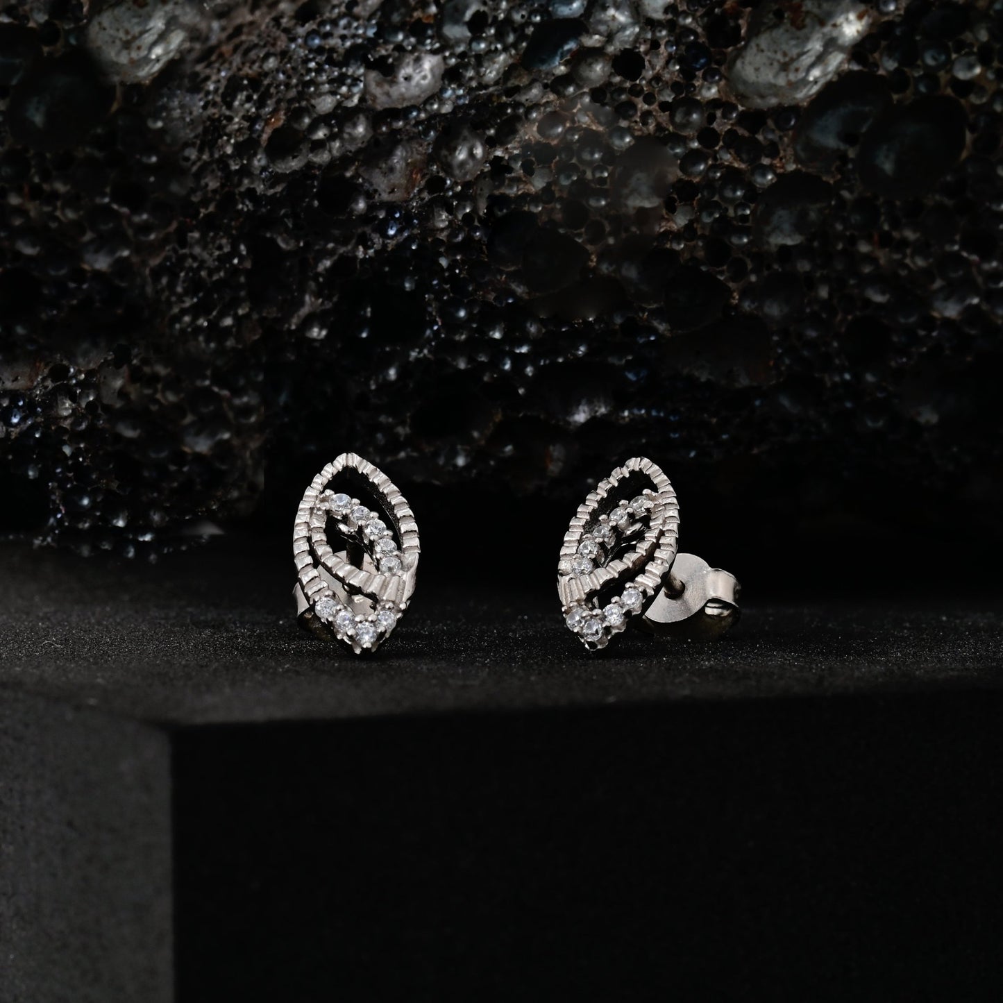The Silver Breeze Earrings - Vinayak - House of Silver