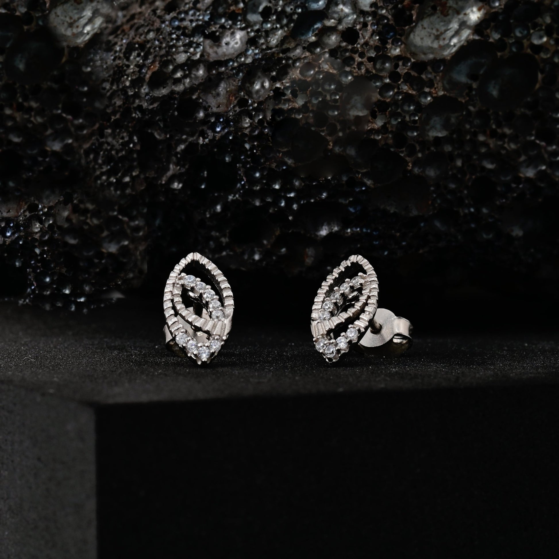The Silver Breeze Earrings - Vinayak - House of Silver