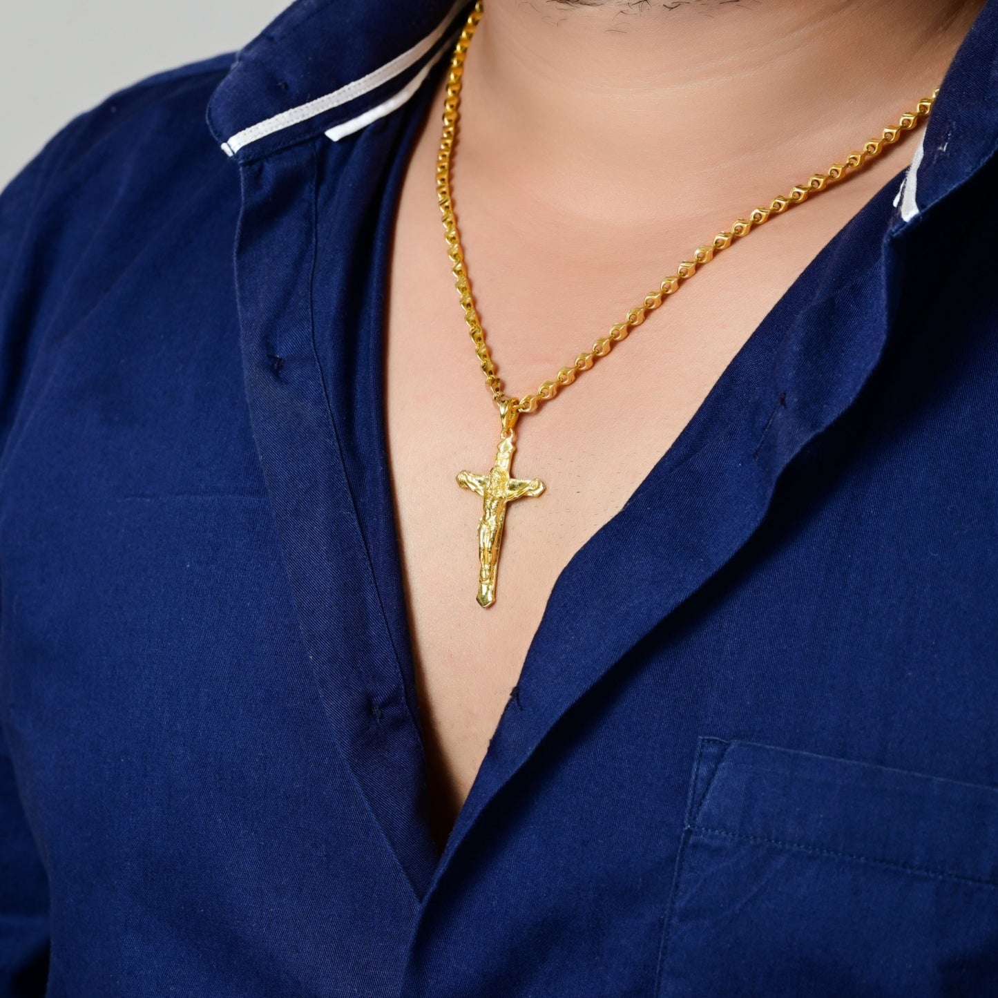 The Cross Pendant - Vinayak - House of Silver