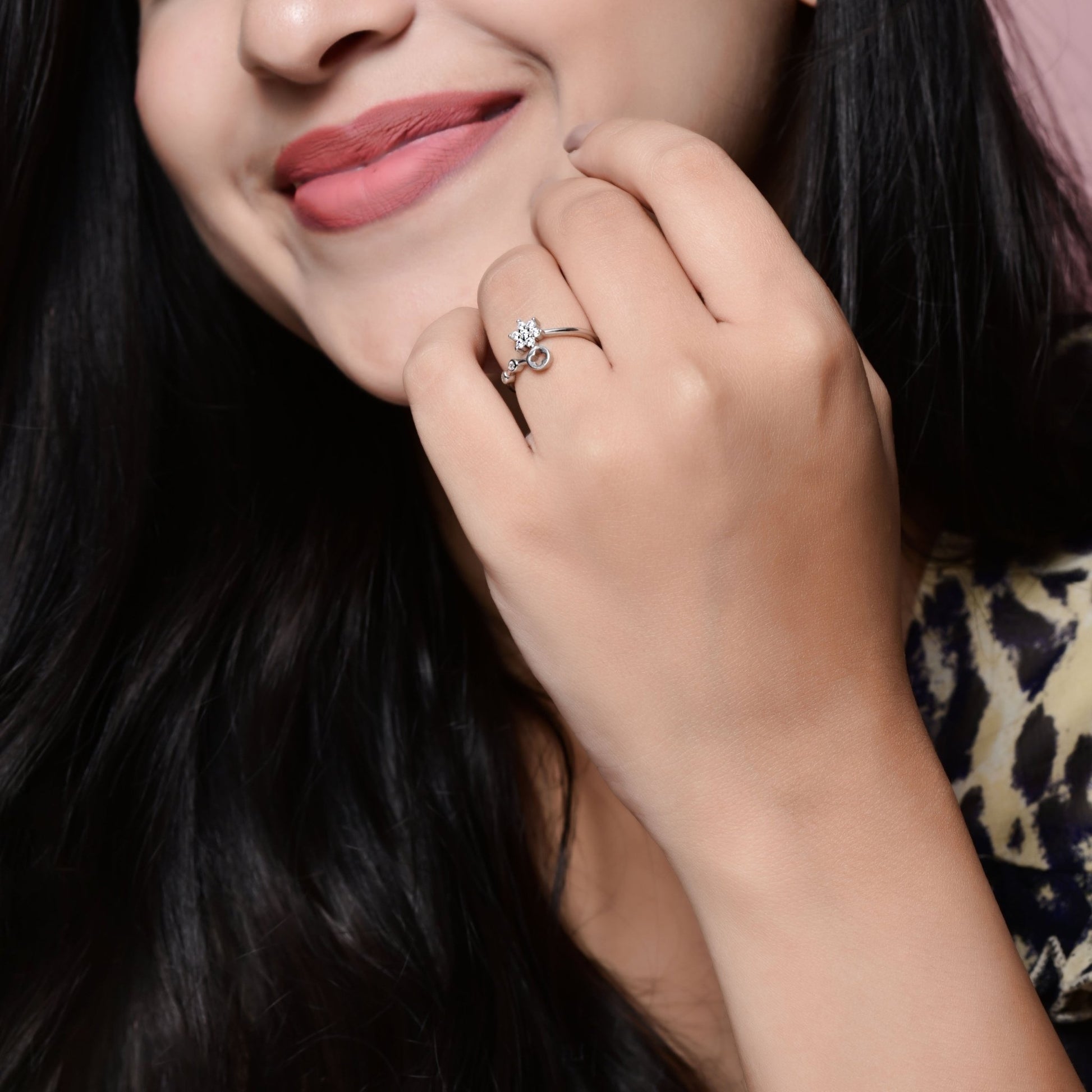 The Flora Spin Zirconia Ring - Vinayak - House of Silver