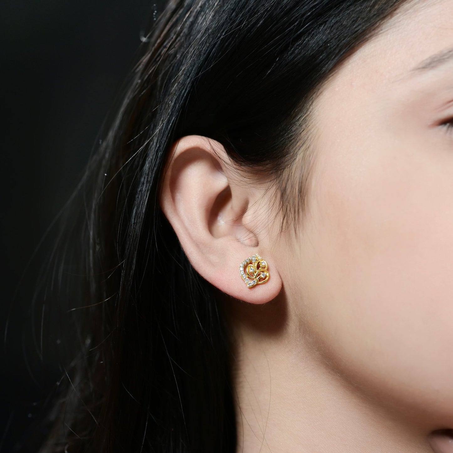 The Floral Glow Earrings - Vinayak - House of Silver