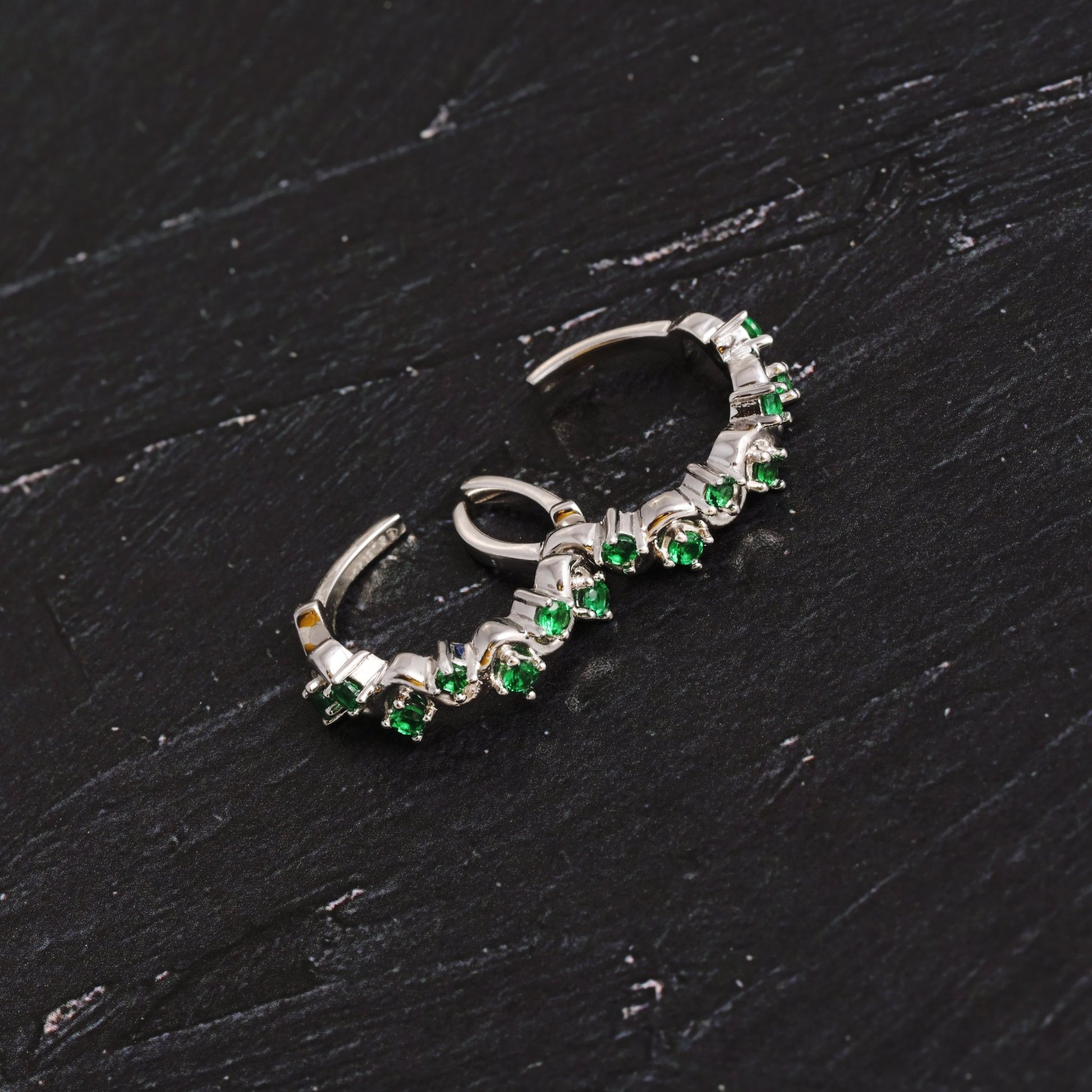 The Jade Spark Silver Toe Ring - Vinayak - House of Silver