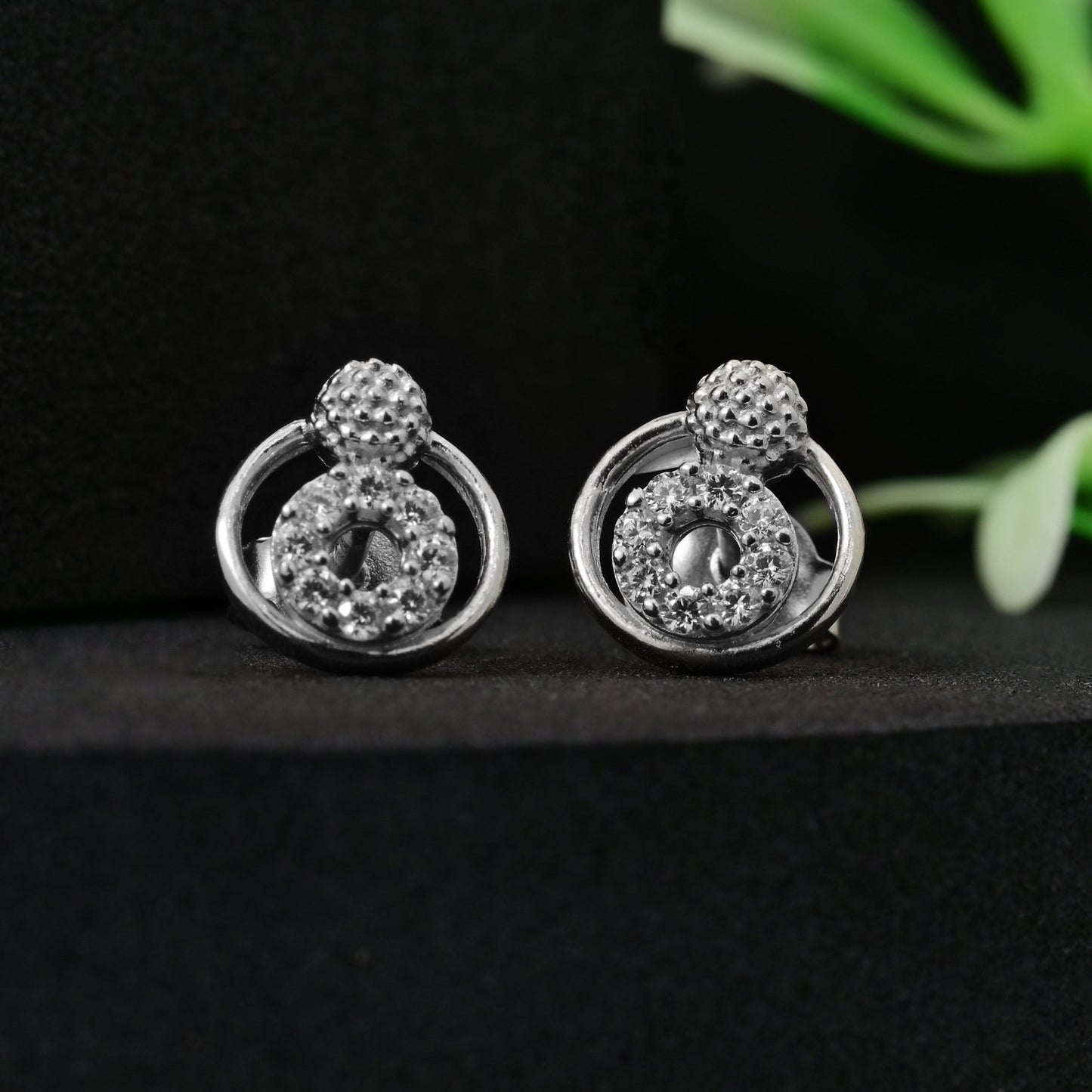 The Minimal Floral Bud Stud Earrings - Vinayak - House of Silver