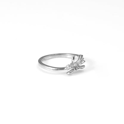 The Petite Bow Ring - Vinayak - House of Silver