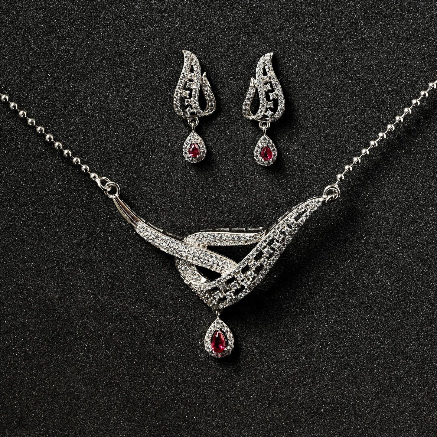 The Pink Radiance Necklace Set - Vinayak - House of Silver