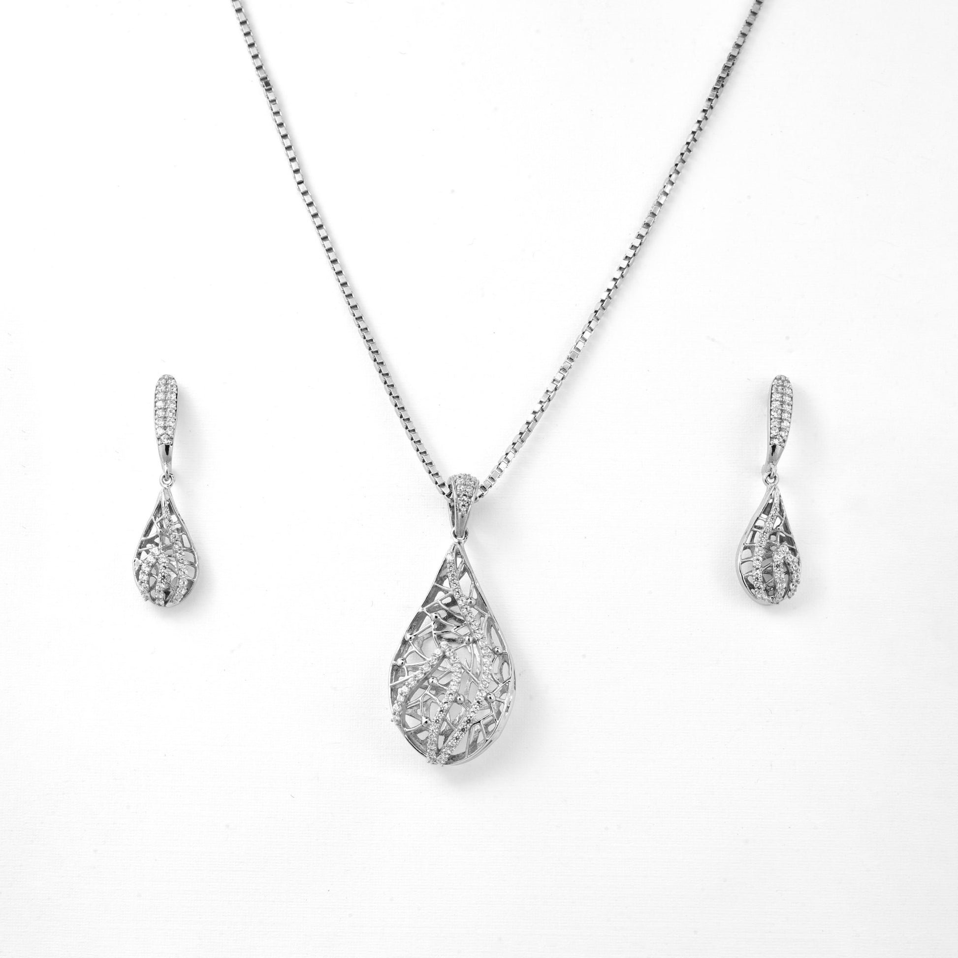 The Silver Splendor Necklace Set - Vinayak - House of Silver