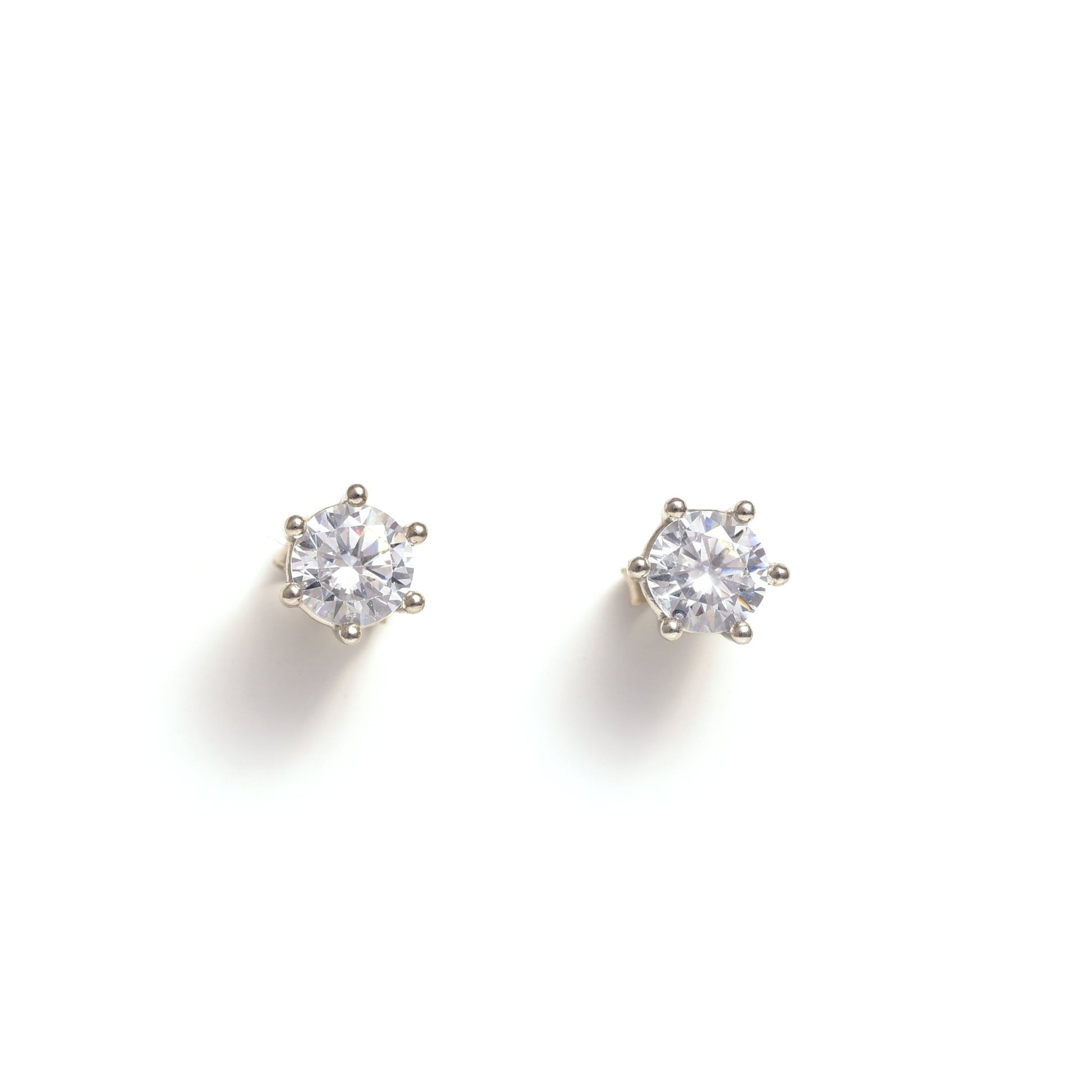 The Solitaire Stud Earrings - Vinayak - House of Silver