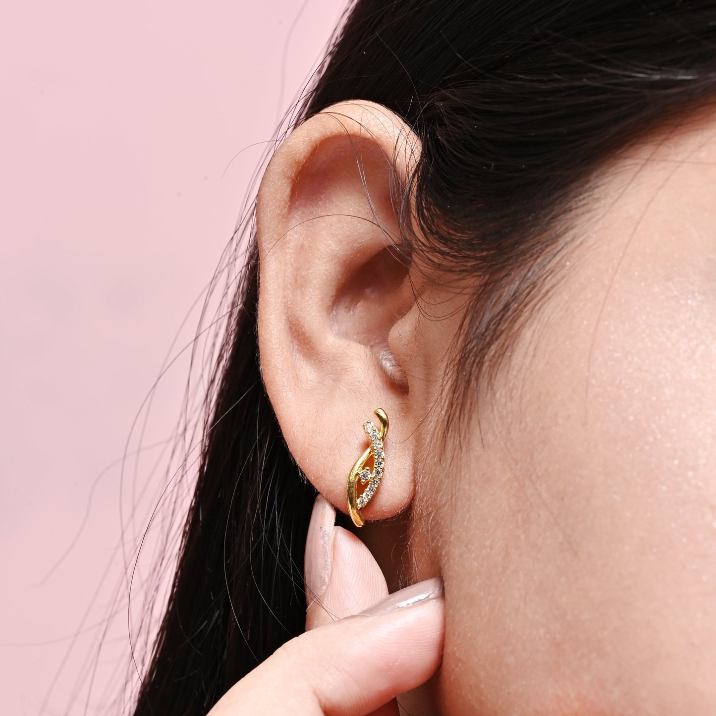 The Subtle Sparkle Stud Earrings - Vinayak - House of Silver