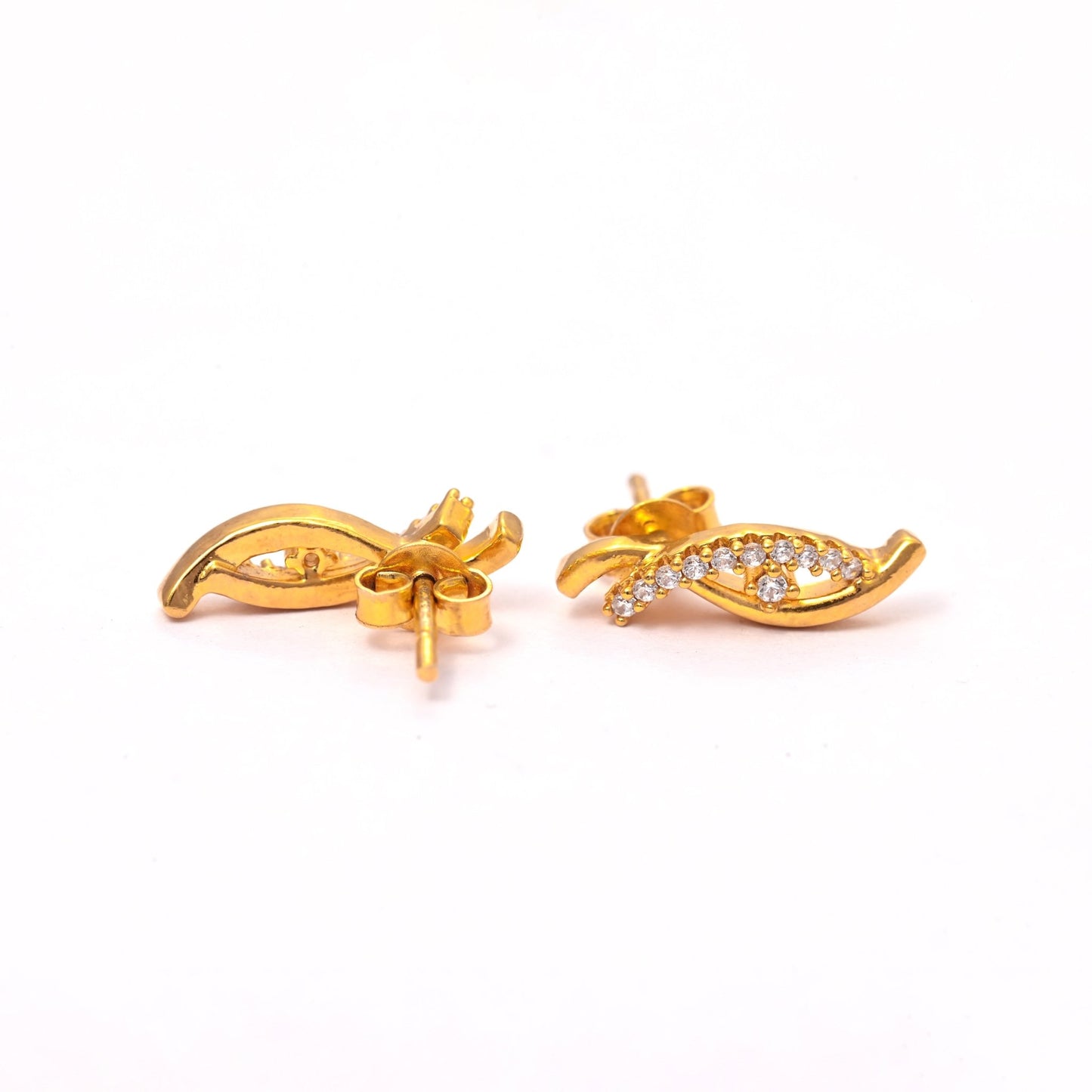 The Subtle Sparkle Stud Earrings - Vinayak - House of Silver