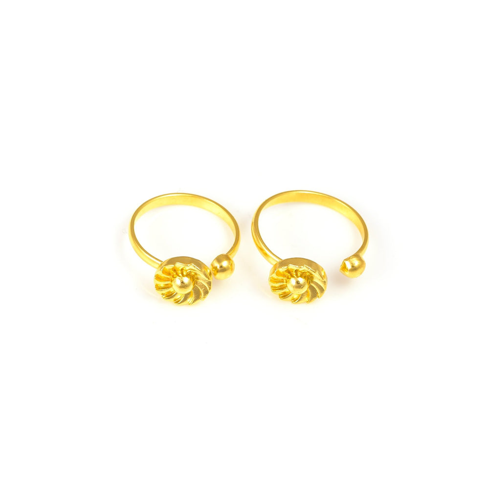 The Subtle Spin Toe Ring