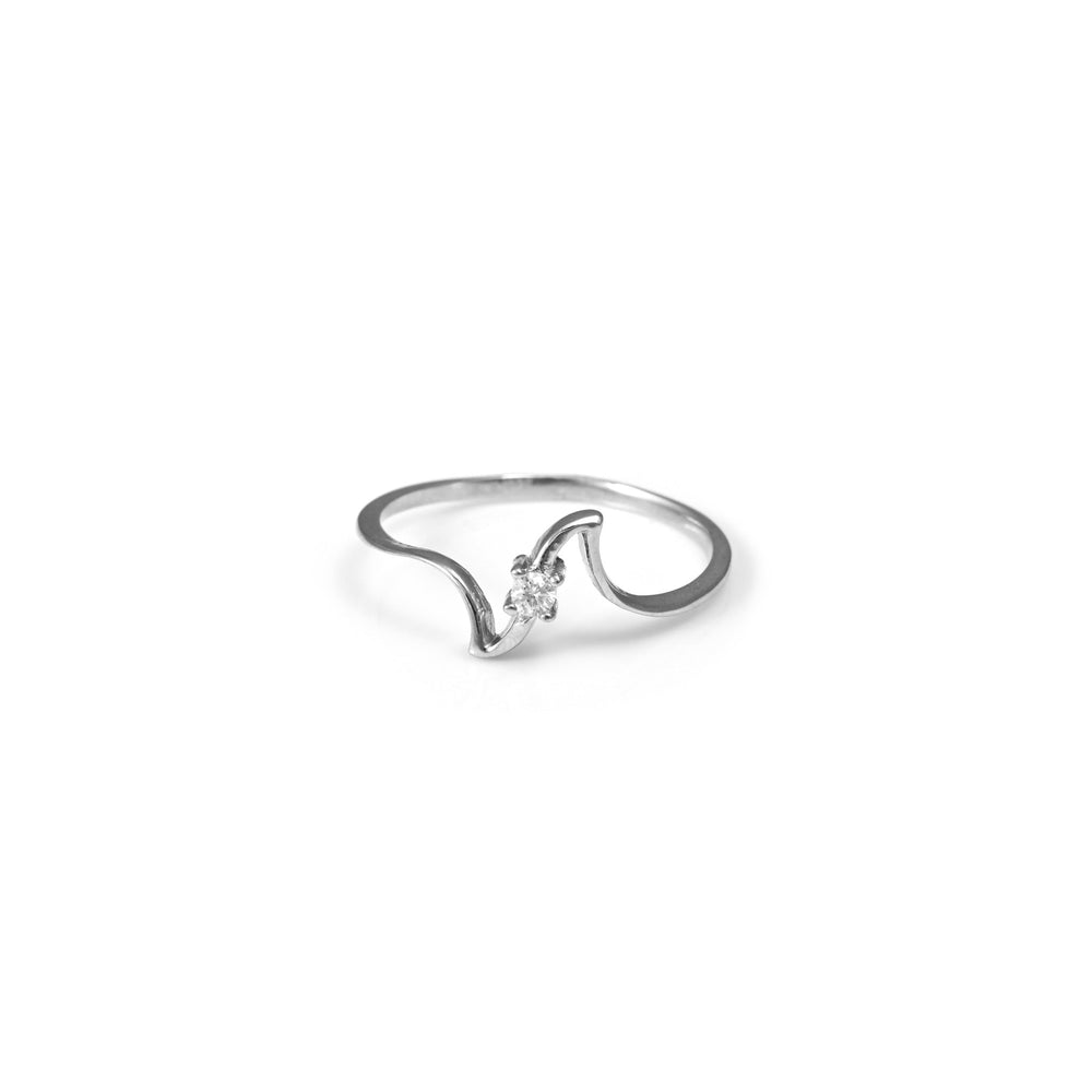 The Subtle Wave Ring